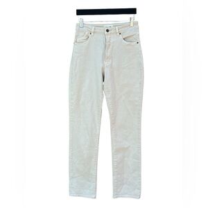 Rolla’s Classic Straight high rise jeans in white/cream. Size 26.